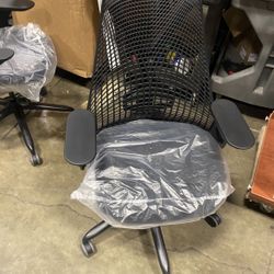 Herman Miller Fully Loaded Sayl Chair! We Also Have Standing Desk And Monitor Arms Available!