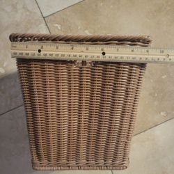 12-15 Wire & Plastic Baskets Available to Organize Kids Toys Or Just To Organize Other Items. 