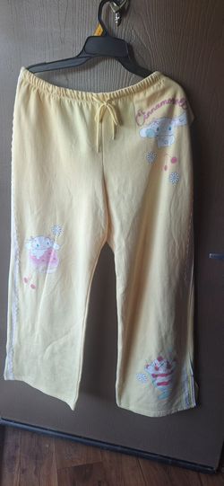Cinnamorall  sweat pants size XL