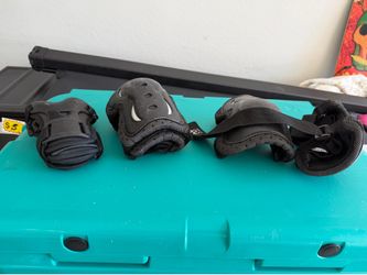 Knee pads , elbow pads , wrist guards