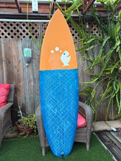 Short board surfboard