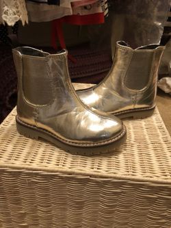 Gold boots. High end. Toddler size 7