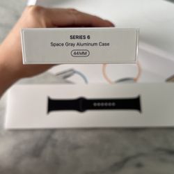 Apple Watch Series 6: 44MM