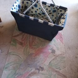 Shopping LOr Picnic Basket With Inside Mesh Pockets 