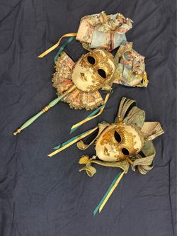 Set of 2 Wall Masks -Art