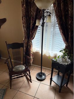 Rocking chair antique