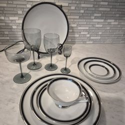 Crown Jewel "Fifth Avenue," Fine China Complete Service Collection