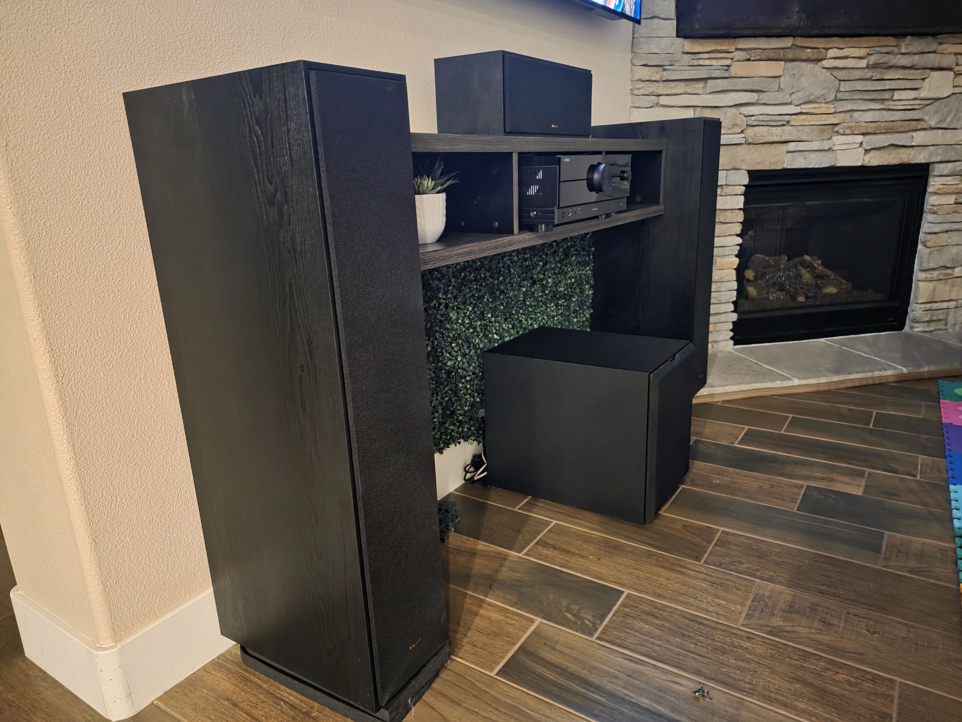 Klipsch speakers and Yamaha RX-A2A