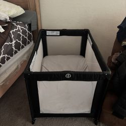 Baby Bassinet/Pack And Play