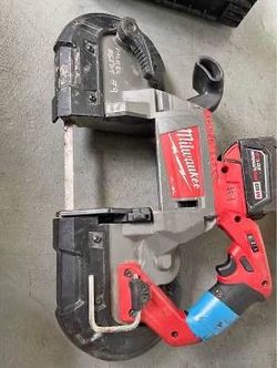 Milwaukee Band saw