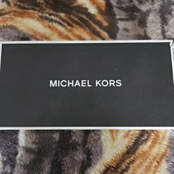 Michael Kors WALLET 💯 