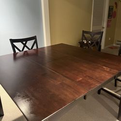 Pub Table w 6 Stools