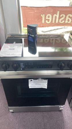 Samsung Bespoke 6.3 cu. Ft Smart Slide-in Electric Range with Precision Knobs