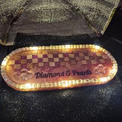 Diamonds And Pearls LG Oval Lighted Tray