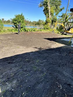 Drain field and septic tank. Sistema séptico. Thumbnail