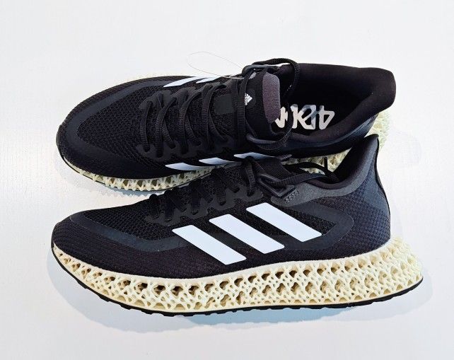 Adidas 4DFWD 2 Black Carbon Men's GX9249. US 9 EU 42 2/3. New-no Box.