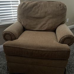 Best Home Furnishings Swivel Glider & Ottoman