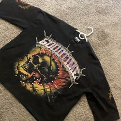 Stray Designer Studded T Shirt (M)