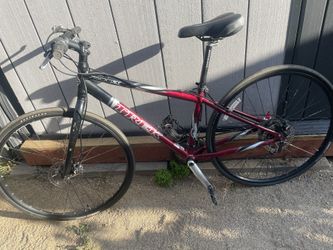 Trek 7500 Hybrid Bike Disc Brakes