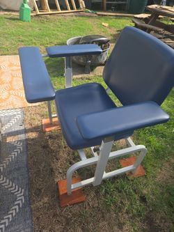 Large oversized chair