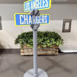La Chargers Street Sign