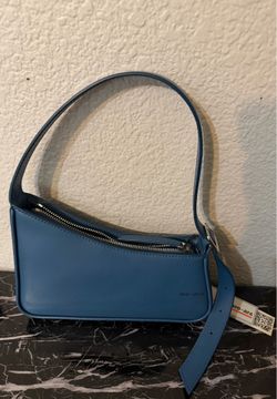 We-ar4 blue leather purse NWT
