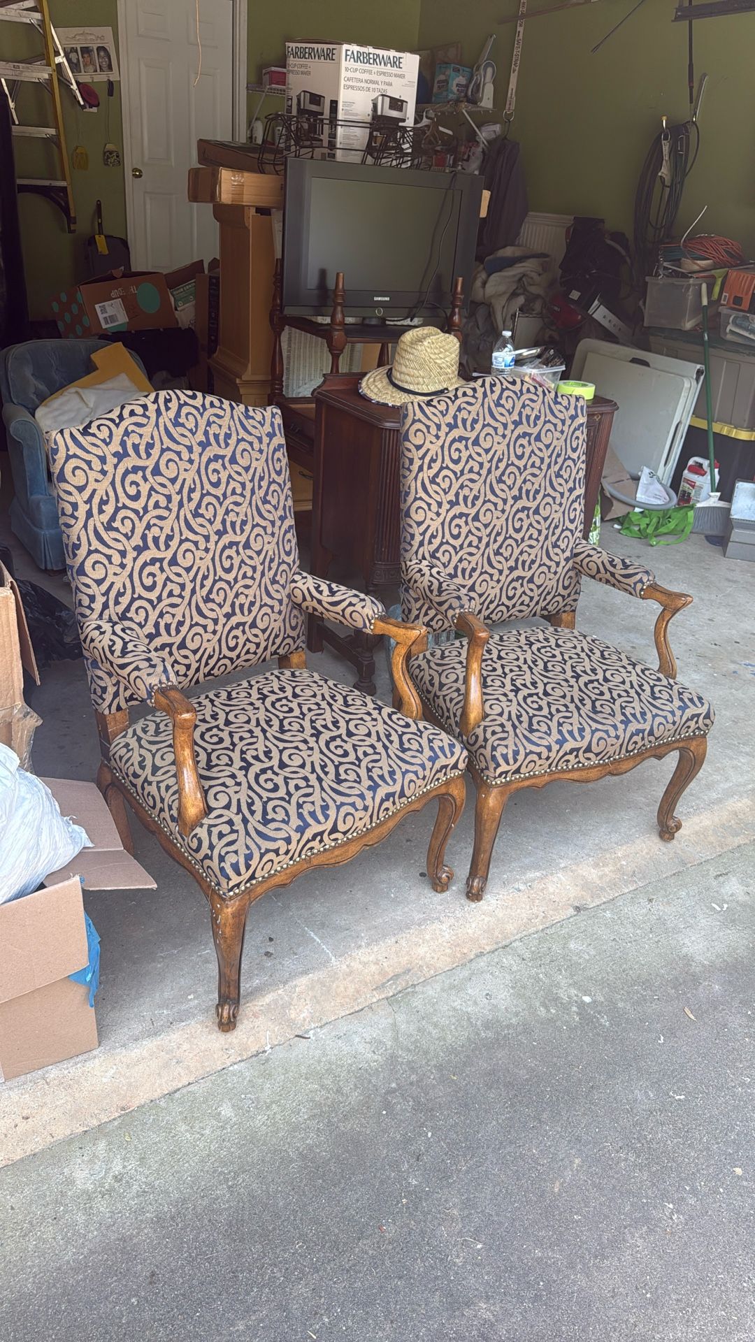 Teo Arm Chairs