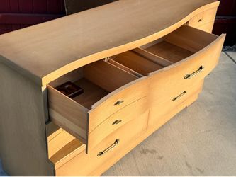 Vintage MCM 8 Drawers solid dresser with matching mirror