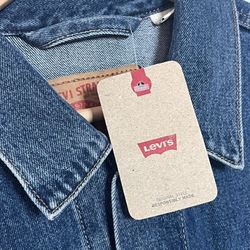 Levis jean jacket medium NWT