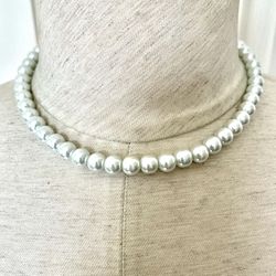 Faux Pearl Necklace 