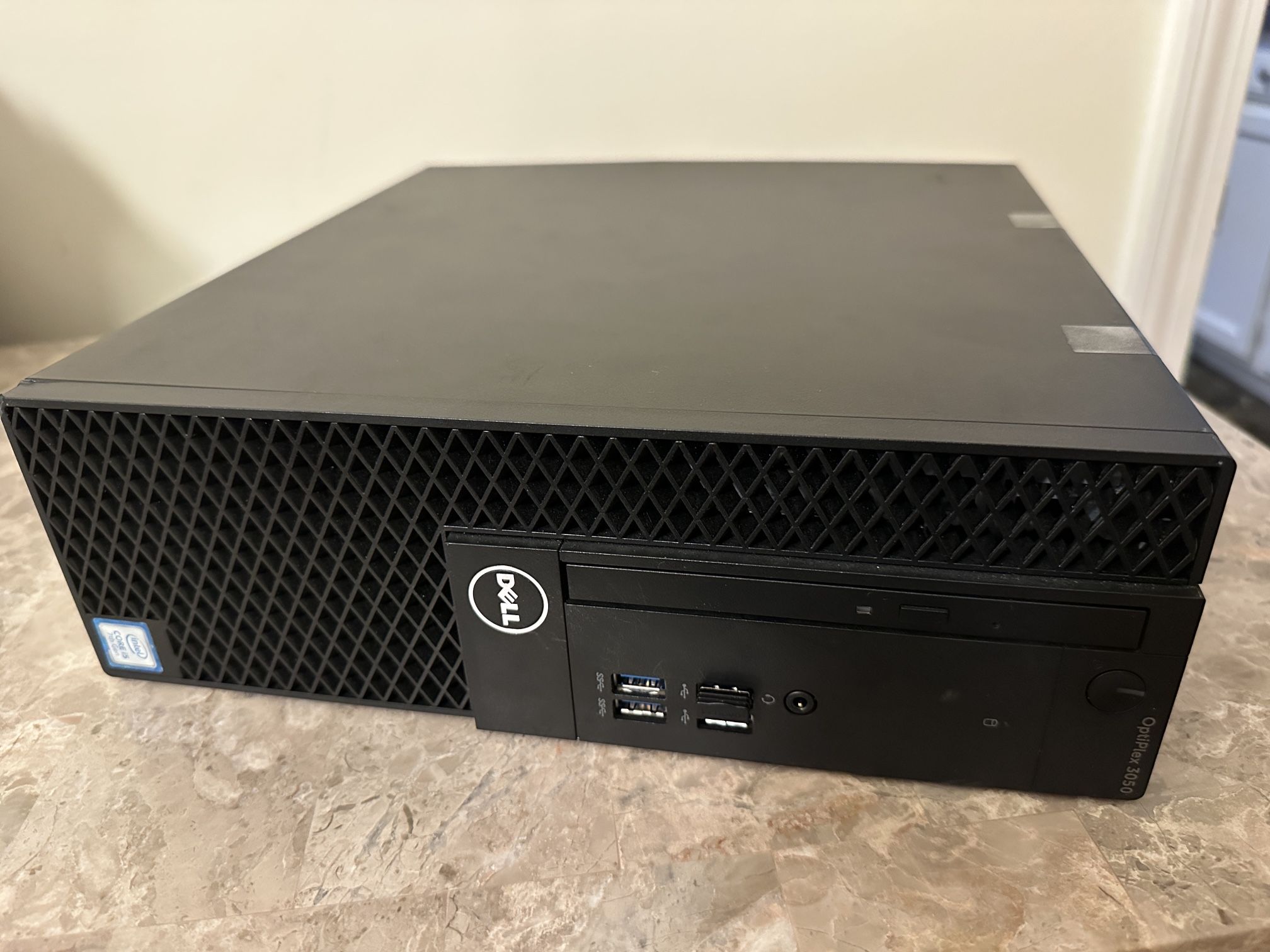 Dell Optiplex 3050 with 16 RAM and Quad Core CPU