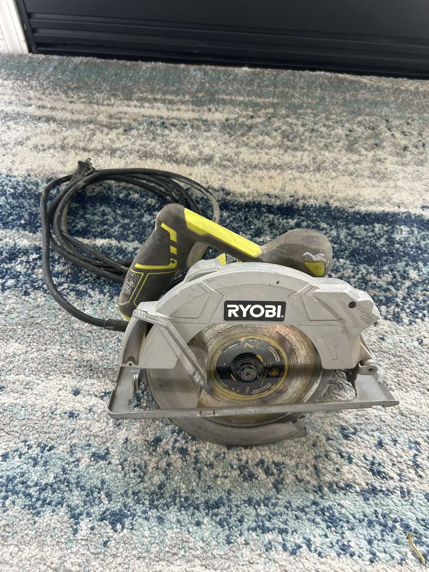 Ryobi 7-1/4" Electric Circular Saw – Used