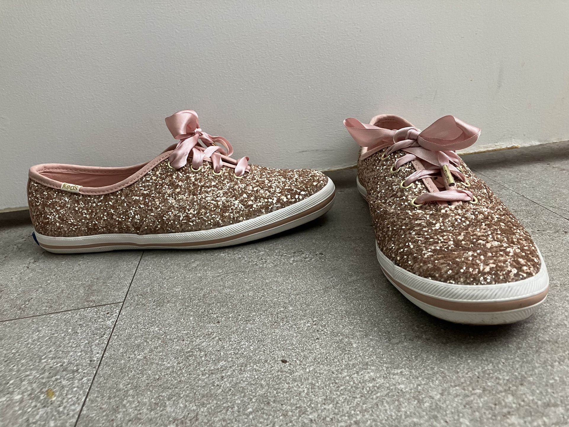 Kate Spade Keds Glitter Sneakers In Rose Gold