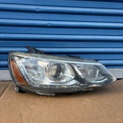 2017,2018,2019,2020 Chevy Sonic Headlight/Foco Delantero Rh Passenger Oem,Original  Ask