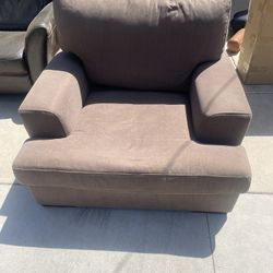 Love Seat 