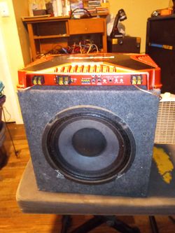 Nice hitting ten inch speaker with a 760 watt explode amp 70 bucks