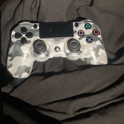 PS4 Controller 