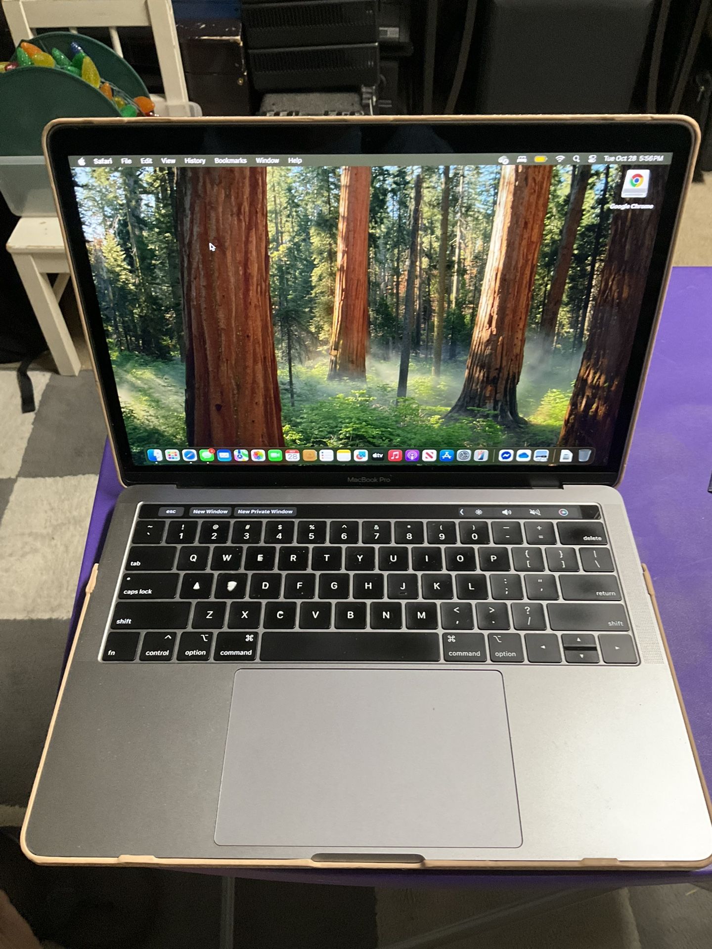 2018 MACBOOK PRO WITH TOUCHBAR