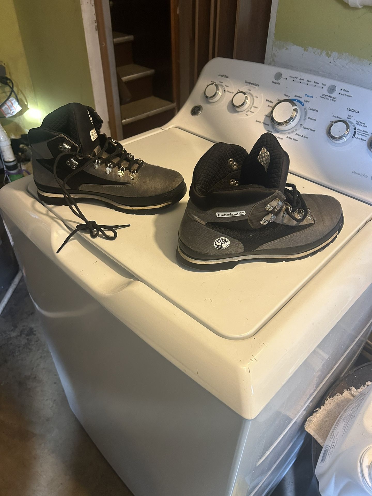 Men’s Timberland Size 9 Boots