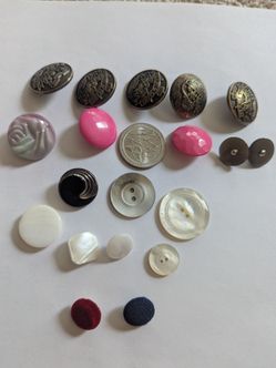 collectible vintage buttons