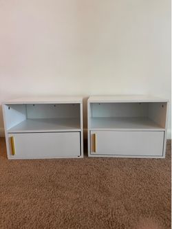 2 folding bedside tables