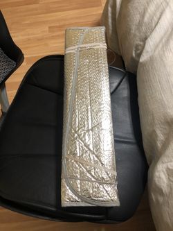 Windshield sun shade