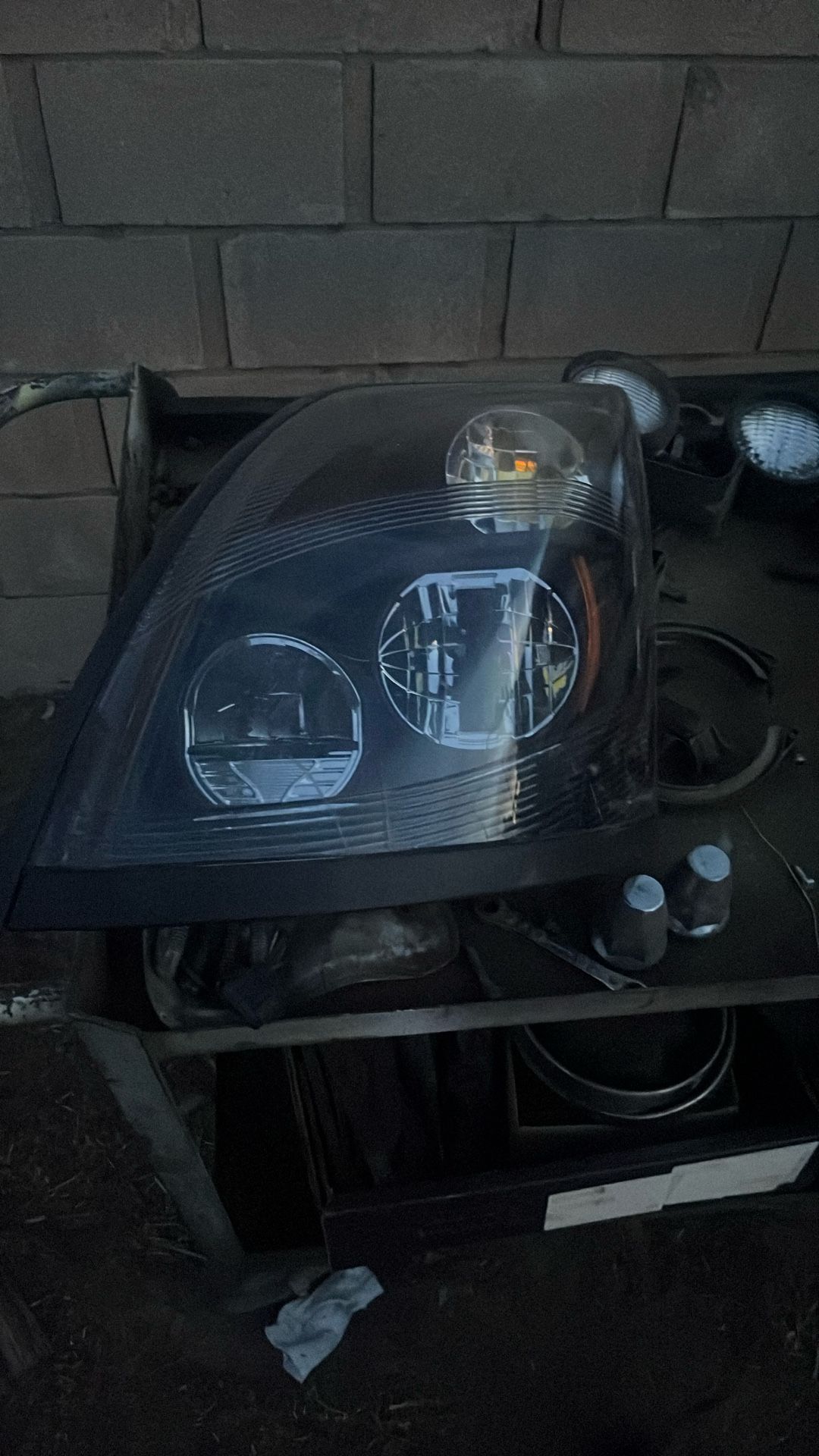 Volvo Headlight