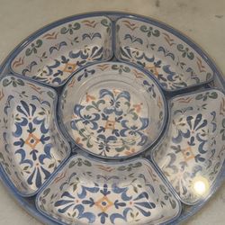 Serving Platter With Lazy Susan And A Lid