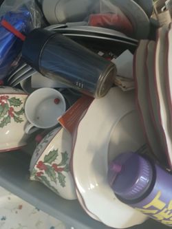 Free Free Free dishware