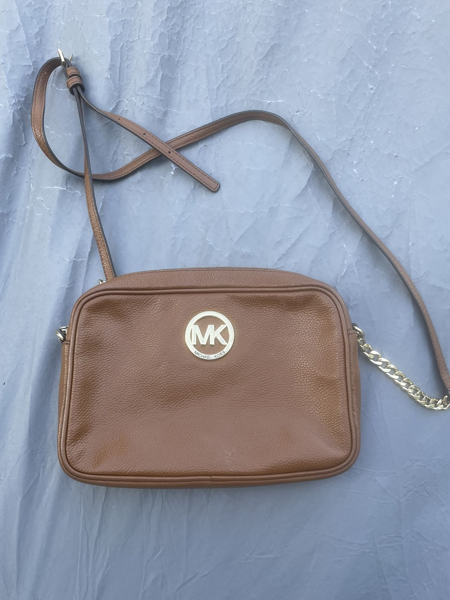 Michael Kors Pocket Book