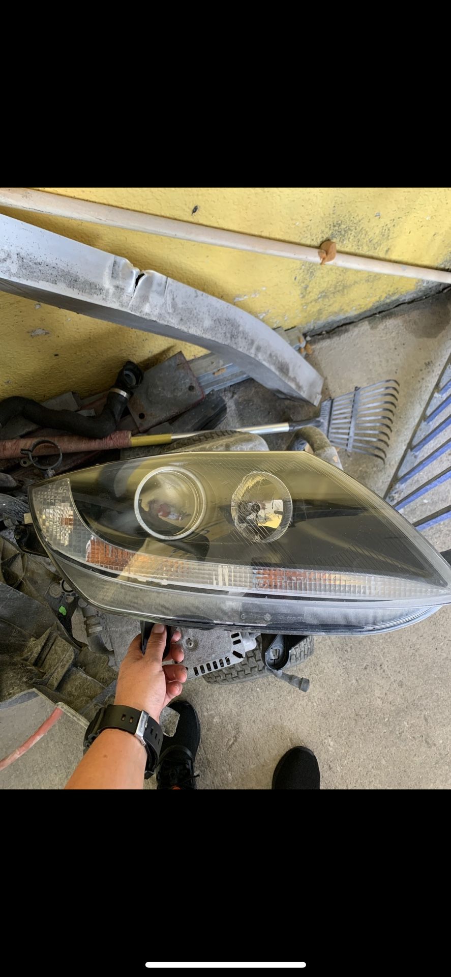 2005 bmw z4 OEM Halogen Headlight