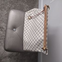 Louis Vuitton Handbag 