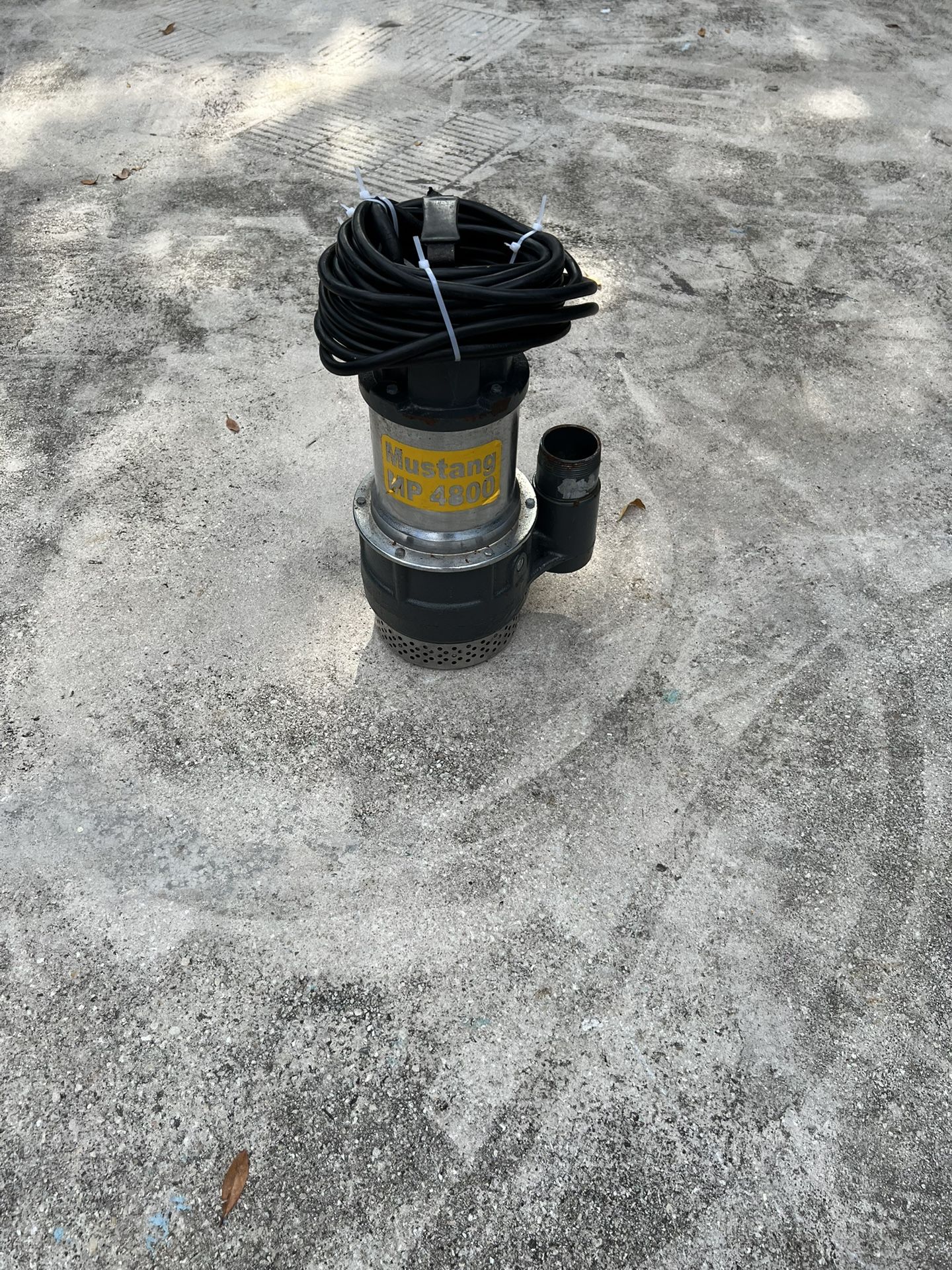 Mustang MP 4800 2” Submersible Water Pump