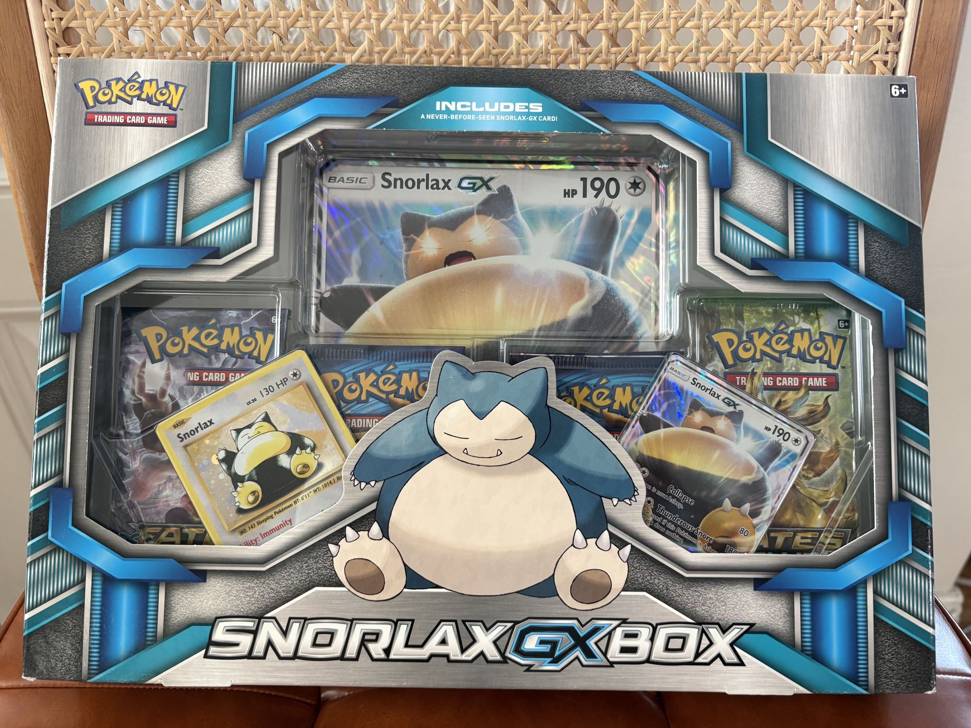 Pokémon Snorlax GX Box 2016